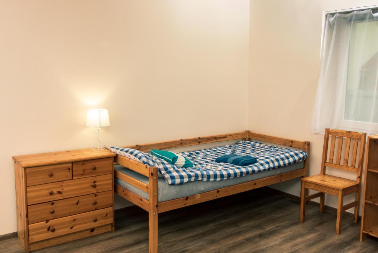 Olivia Apartman Apartment Sarospatak Luaran gambar